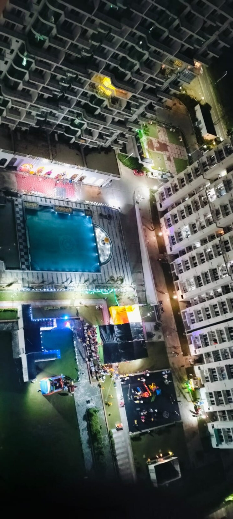 Exterior View, mahagun-mantra-ii 2 Bedroom 850 Sq.Ft. Apartment In Sector 10 Greater Noida Greater Noida 9110803