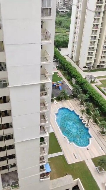 3 BHK Apartment – Exterior View View at Mahagun Mantra I, Sector 10 Greater Noida - for Rent
