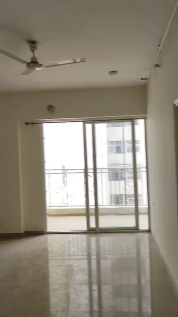 3 BHK Apartment For Rent in Mahagun Mantra I, Sector 10 Greater Noida