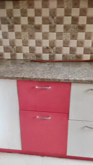 Kitchen in 3 BHK Apartment at Mahagun Mantra I, Sector 10 Greater Noida – for Rent