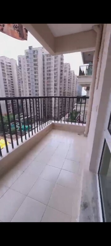 2 BHK Apartment For Sale in Ajnara Homes, Sector 16b Greater Noida