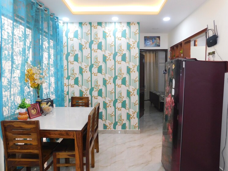 Living Room, hauz khas 3 Bedroom 110 Sq.Yd. Apartment In Hauz Khas Delhi 8597659