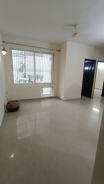 Room in 2 BHK Apartment at Aditya Urban Casa, Sector 78 – for Rent