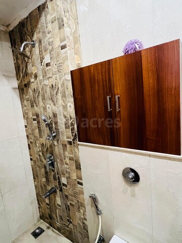 Furnished Amenities in 3 BHK Apartment at Omkar Alta Monte, Malad East – for Rent