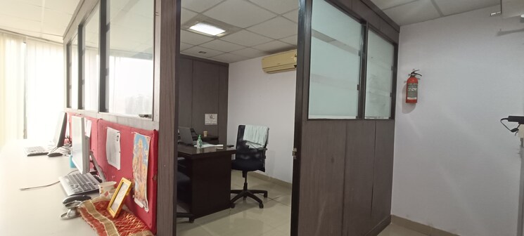 Kitchen, aarpee-chamber Commercial Office Space 585 Sq.Ft. In Andheri East Mumbai 9111055