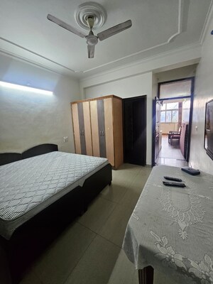 Bedroom in 3 BHK Apartment at DLF Beverly Park I, Sector 28 – for Sale