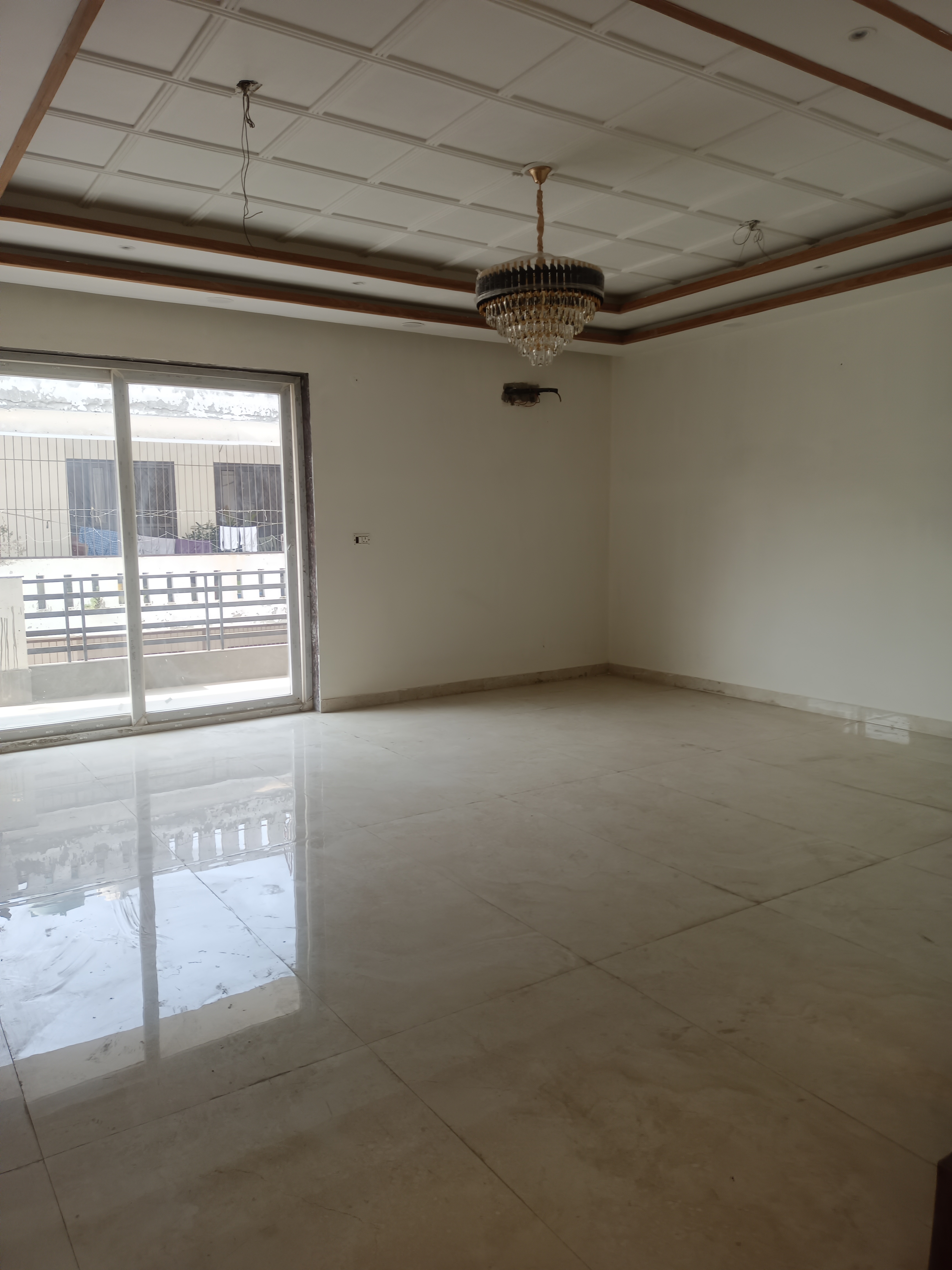 3 BHK + Pooja Room,Servant Room,Study Room,Extra Room Builder Floor For Rent in Green Fields Colony