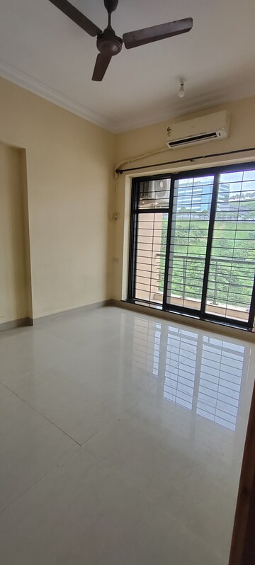 Bedroom in 1 BHK Apartment at K Raheja Heights, Malad East – for Rent