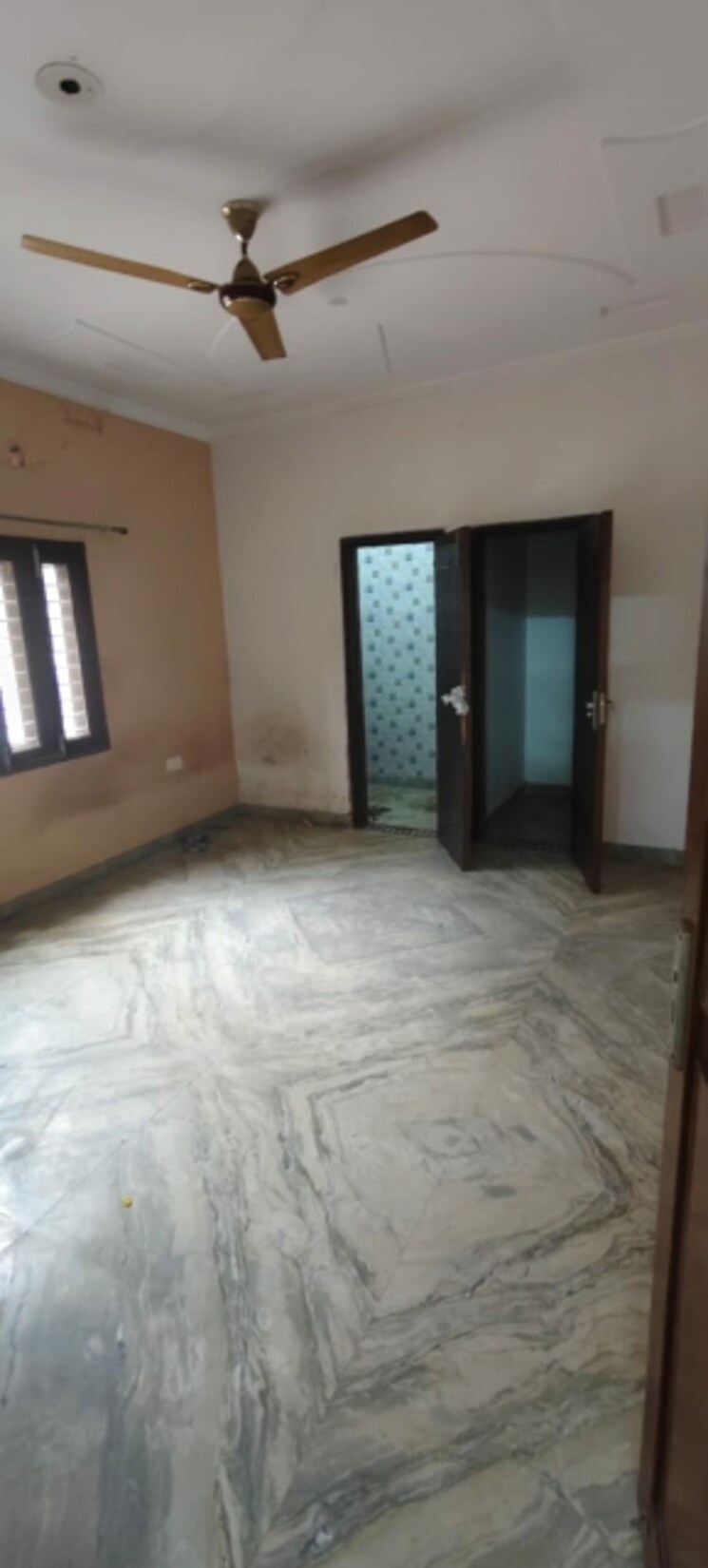 Room, soho-awas-apartments 4 Bedroom 2000 Sq.Ft. Builder Floor In Gyan Khand I Ghaziabad 9111282