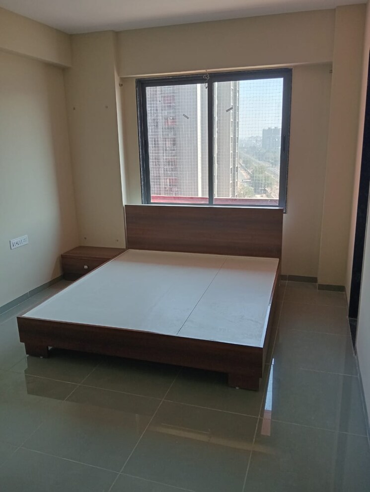 Master Bedroom, shilaj 3 Bedroom 1750 Sq.Ft. Apartment In Shilaj Ahmedabad 9111313