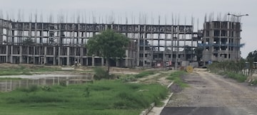  Plot – Exterior View View at Sultanpur Road - for Sale