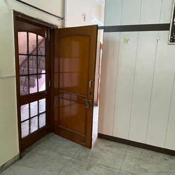Room in 3 BHK Apartment at Sector 38 – for Rent