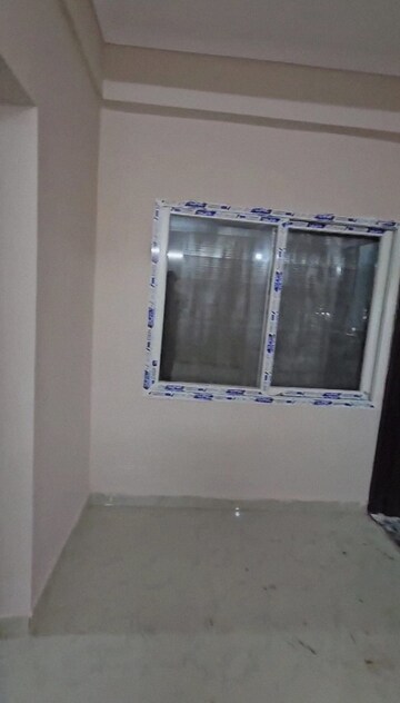 Furnished Amenities in 2 BHK Independent House at Rai Enclave, Deva Road – for Sale