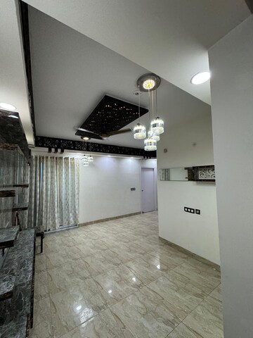 Room in 3 BHK Apartment at Crossing Republik, Crossing Republic – for Sale