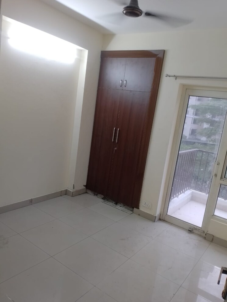 Bedroom, panchsheel-greens 3 Bedroom 926 Sq.Ft. Apartment In Sector 16 Greater Noida Greater Noida 9111434