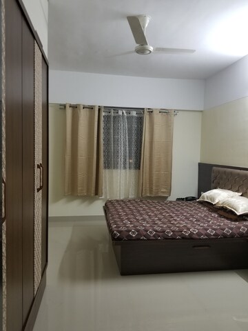 Bedroom in 2 BHK Apartment at Aundh – for Rent