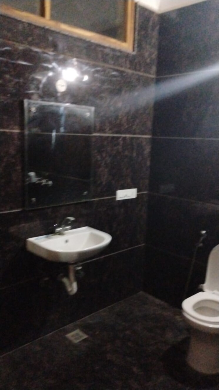 Bathroom, supertech-ecovillage-ii 2 Bedroom 1144 Sq.Ft. Apartment In Sector 16b Greater Noida Greater Noida 9111432