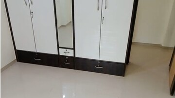 Bedroom in 2 BHK Apartment at Sai Simran Tower, Chembur – for Rent