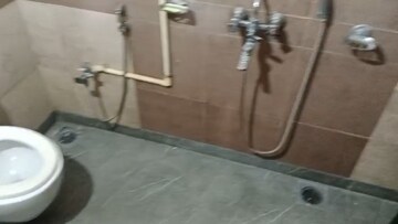 Bedroom in 2 BHK Apartment at Sai Simran Tower, Chembur – for Rent
