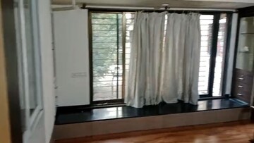 Bedroom in 2 BHK Apartment at Sai Simran Tower, Chembur – for Rent