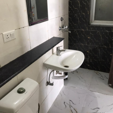 Bathroom in 3.5 BHK Apartment at BPTP Park Elite Premium, Sector 84 – for Rent