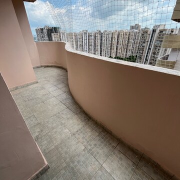Kitchen in 2 BHK Apartment at Supertech Cape Town, Sector 74 – for Rent