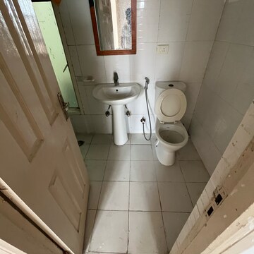 Bathroom in 2 BHK Apartment at Supertech Cape Town, Sector 74 – for Rent