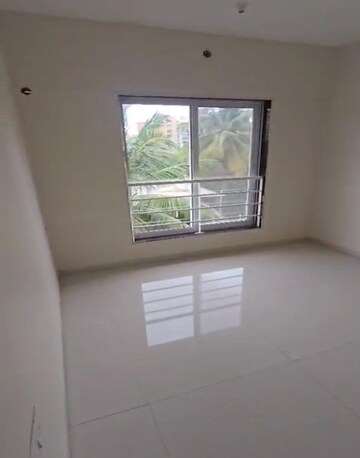 Bedroom in 2 BHK Apartment at A R Vintage, Chembur – for Rent