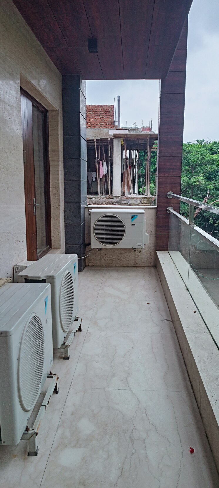 Balcony, dlf-city-phase-iv 3 Bedroom 2500 Sq.Ft. Builder Floor In Dlf Phase iv Gurgaon 9111512