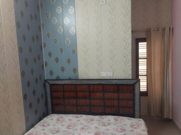 Bedroom in 2 BHK Builder Floor at Sahastradhara Road – for Rent