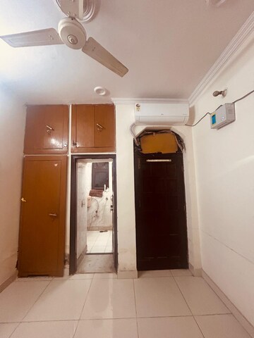 Building Lobby in 2 BHK Apartment at Panchsheel Greens, Sector 16 Greater Noida – for Rent