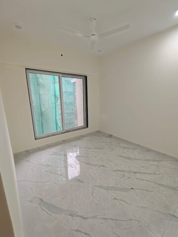 Room in 2 BHK Apartment at Arihant View, Santacruz East – for Rent