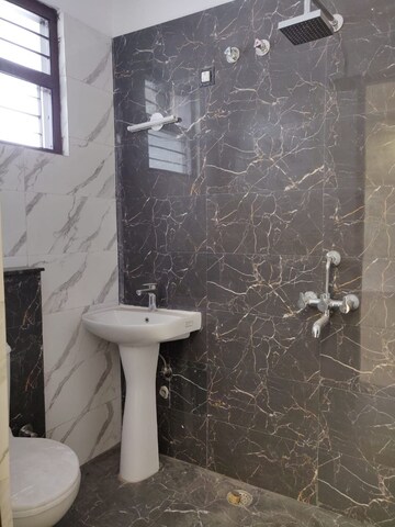Bathroom in 2 BHK Apartment at Devagra Mussorie Woods Apartments, Amwala Uparla – for Rent