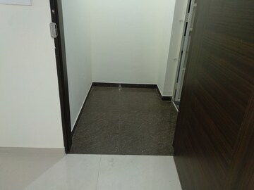 Room in 3 BHK Apartment at Sable Shivsagar Platinum, Sinhagad Road – for Rent