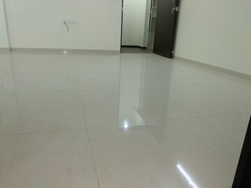 Room in 3 BHK Apartment at Sable Shivsagar Platinum, Sinhagad Road – for Rent