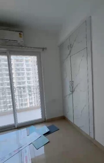 Room in 3 BHK Apartment at ATS Nobility, Sector 4 Greater Noida – for Rent