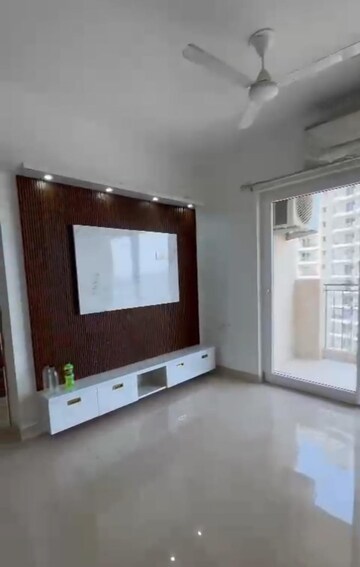 Room in 3 BHK Apartment at ATS Nobility, Sector 4 Greater Noida – for Rent