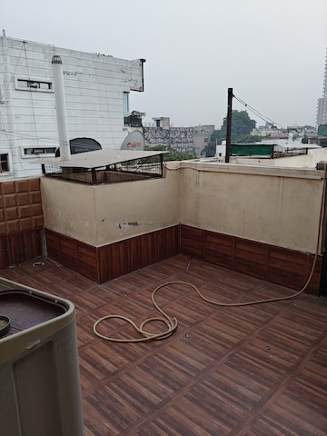 Kitchen in 1 BHK Builder Floor at Indrapuram – for Rent