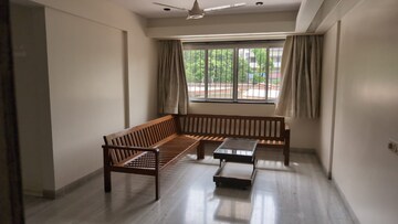 Living Room in 2 BHK Apartment at Bhawani Bhawan, Dadar West – for Rent