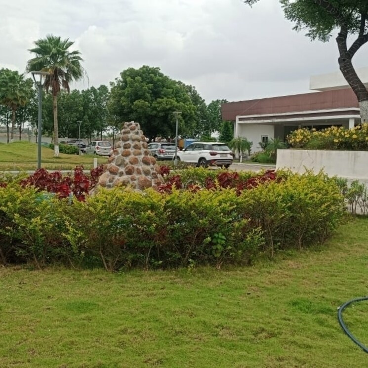 Garden, jb-serene-county  1000 Sq.Yd. Plot In Kongara Kalan Hyderabad 9111591