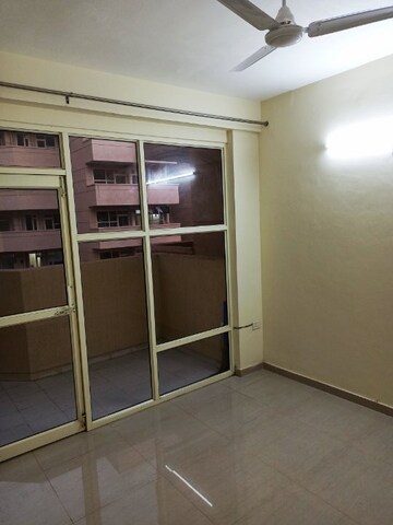 2 BHK Apartment For Rent in Pyramid Urban Homes, Sector 70a
