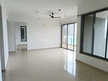 Room in 3 BHK Apartment at Kalpataru Jade Residences, Baner – for Rent