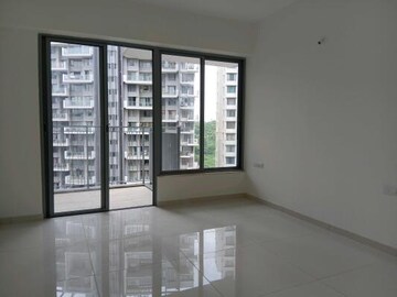 Room in 3 BHK Apartment at Kalpataru Jade Residences, Baner – for Rent