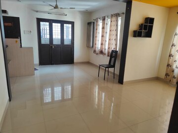 Room in 2 BHK Apartment at Sumangal Heights, Anand Nagar – for Rent