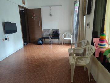 Room in 2 BHK Apartment at Mittal Sun Aura, Sinhagad Road – for Rent