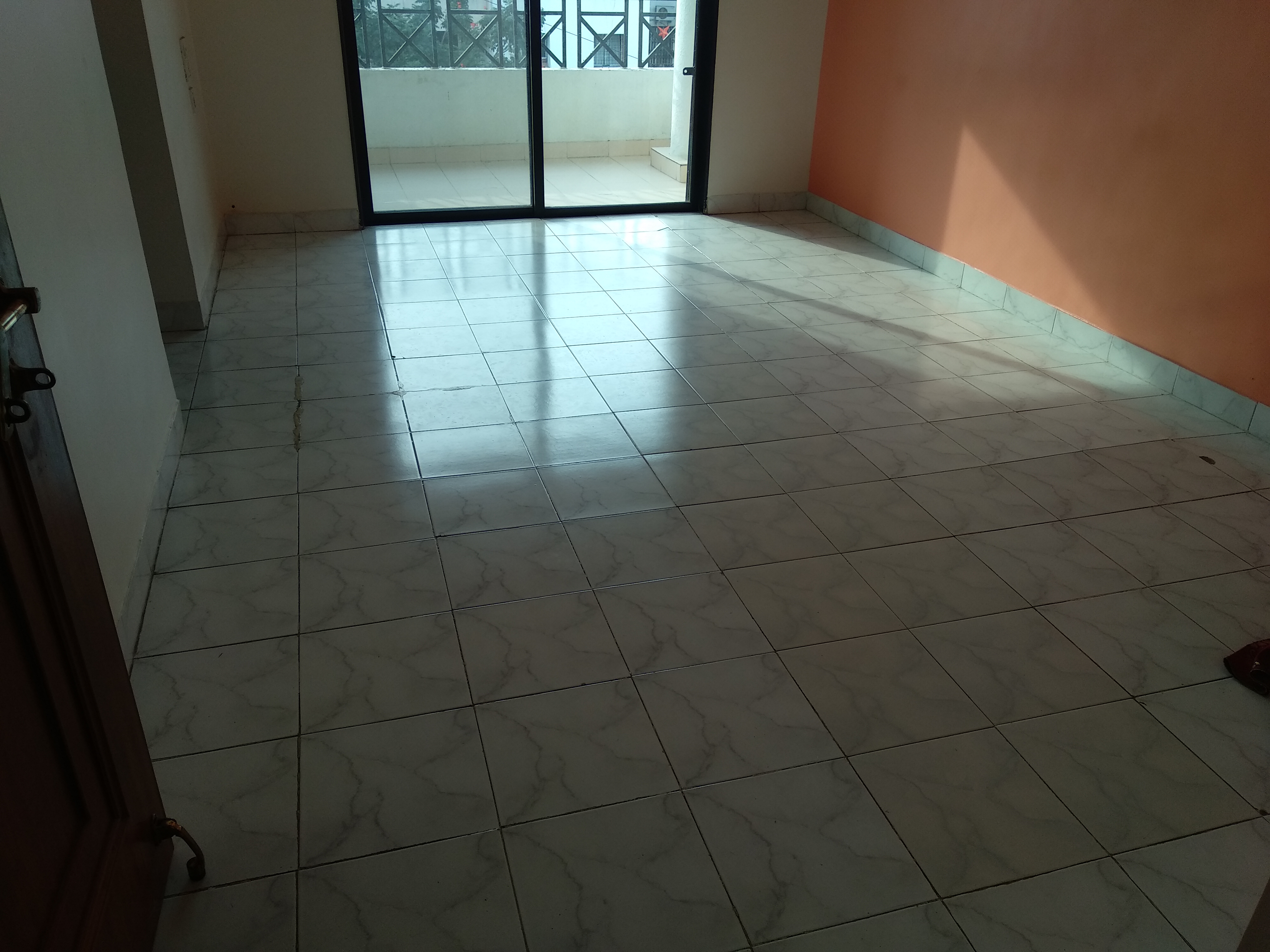 1 BHK + Servant Room Apartment For Rent in Sun City