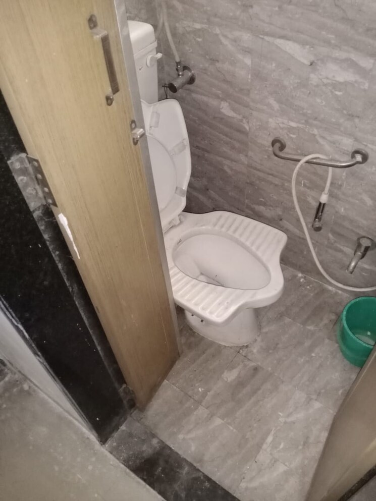 Bathroom, sun-city 1 Bedroom 595 Sq.Ft. Apartment In Sinhagad Road Pune 9111733