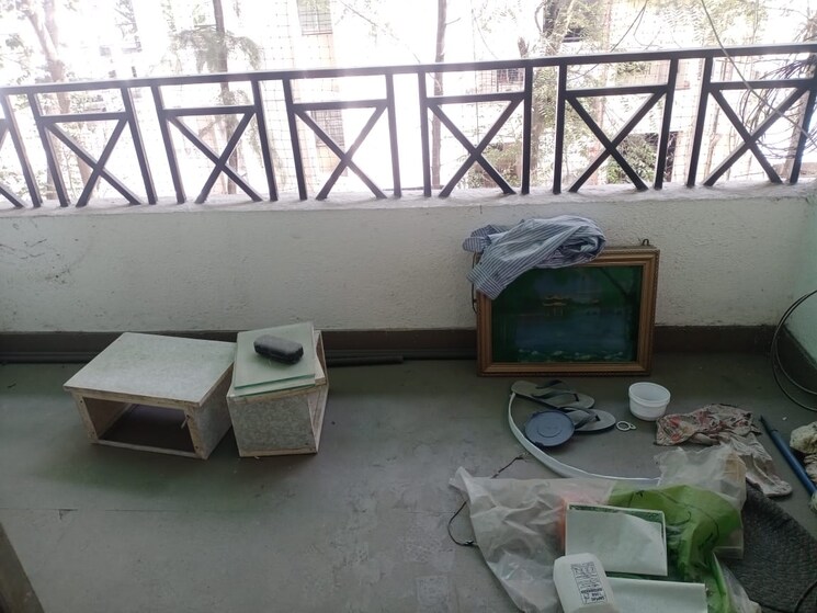 Balcony, sun-city 1 Bedroom 595 Sq.Ft. Apartment In Sinhagad Road Pune 9111733