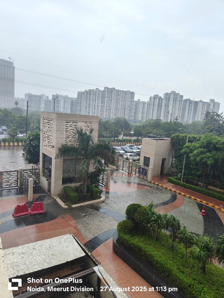 Exterior View, mahagun-moderne 3.5 Bedroom 1650 Sq.Ft. Apartment In Sector 78 Noida 9111808