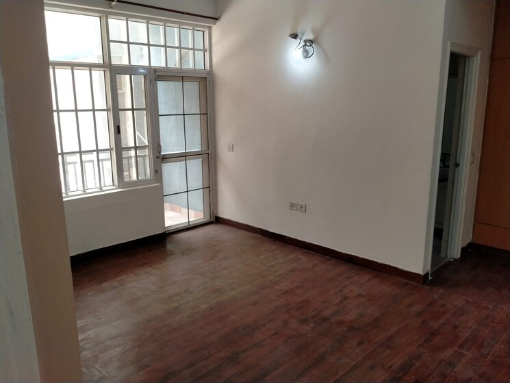 Room, sandwoods-spangle-condos 3 Bedroom 1720 Sq.Ft. Apartment In Ghazipur Zirakpur 9111781